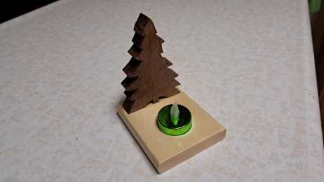 ChristmasCandle (9K)